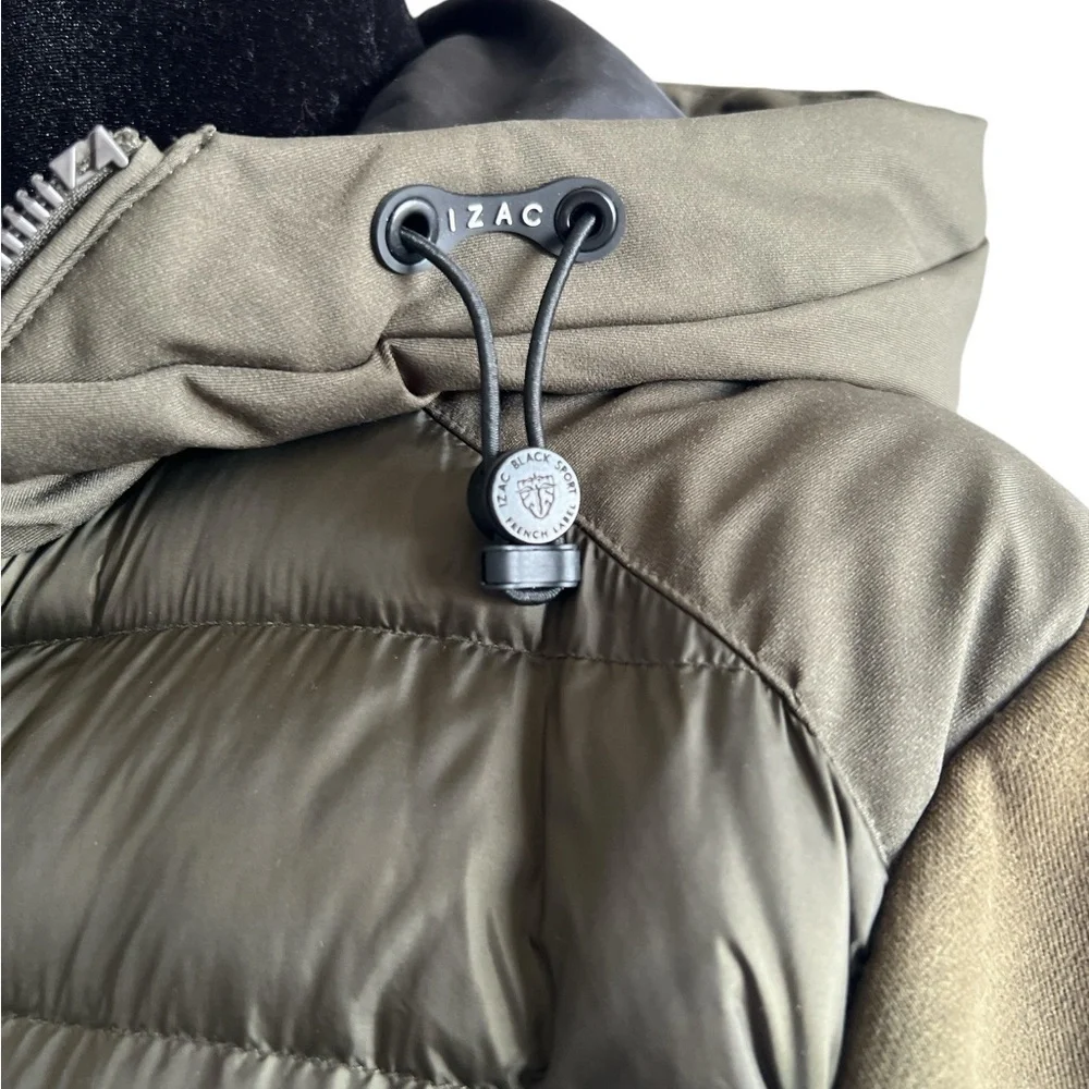 IZAC Men Zipped Vest With United Khaki Hood.